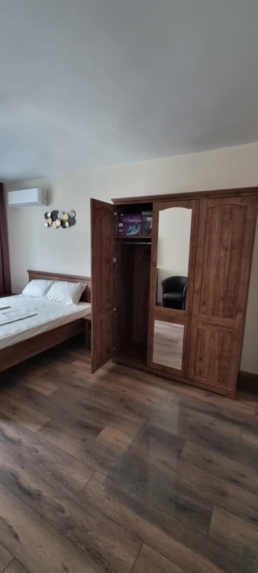 Central Luxe Apartament Mimoza Varna Exteriör bild